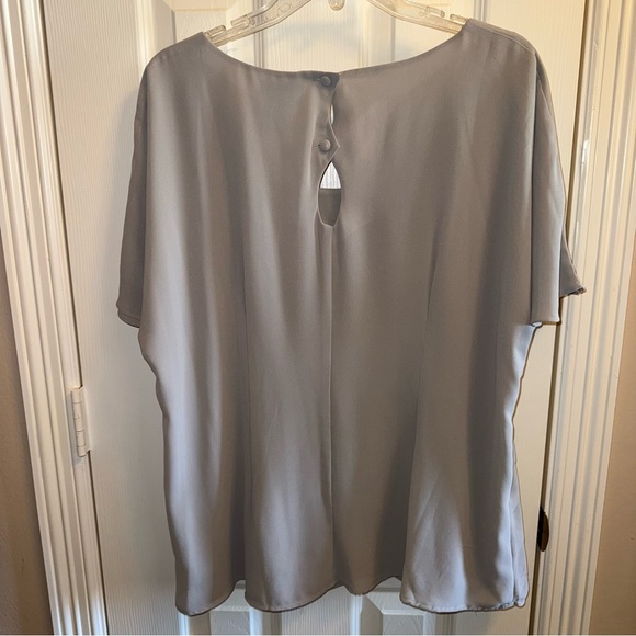 Soft Surroundings Tiered Ruffle Flare Sleeve Top Gray Grey XL - Picture 3 of 4